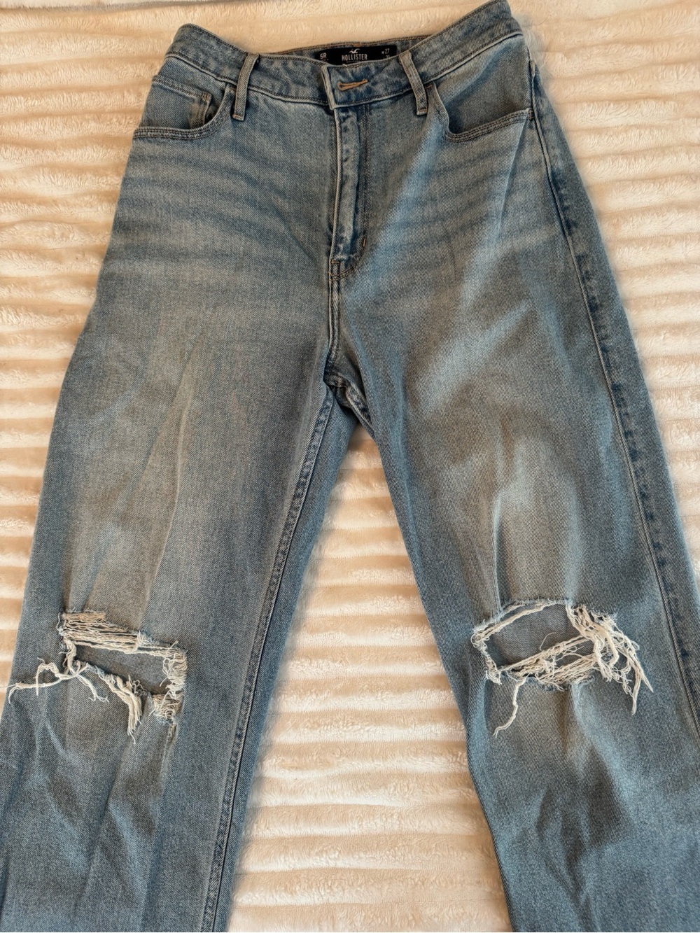 Hollister Light Wash Distressed Straight-Leg Jeans